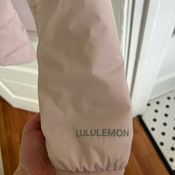 Lululemon Jacket - Picture 7 of 7